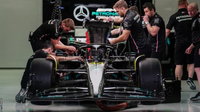 Lewis Hamilton predicts a tough start for Mercedes at Bahrain Grand Prix